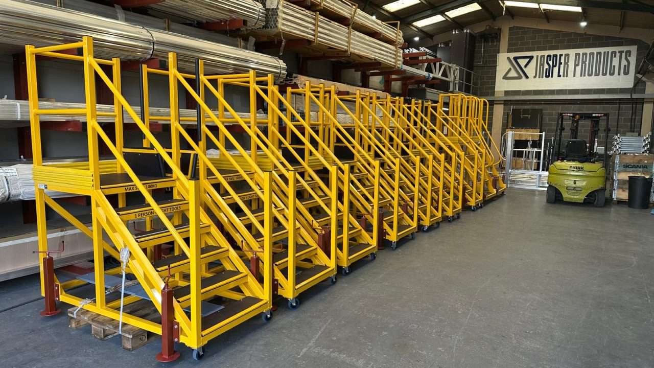Train access Platforms